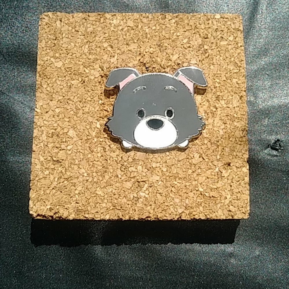 Disney Pin Tramp tsum tsum.